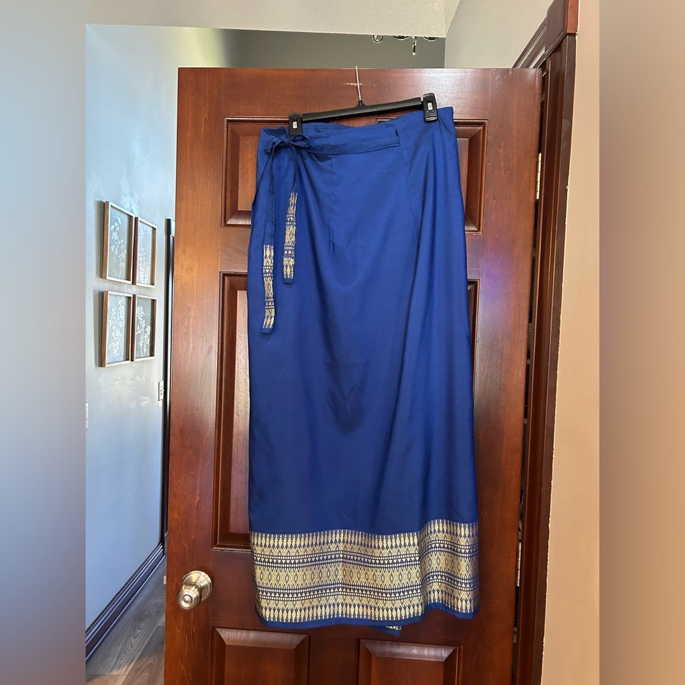 Vintage Ying Thai Silk Wrap Skirt Blue Gold Pha Sin Maxi Made in Thailand